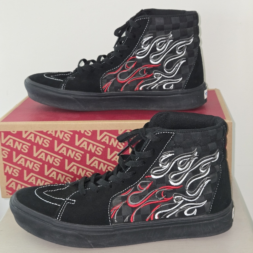 Vans shoes, US 11 Men, Black with red and white flames design
